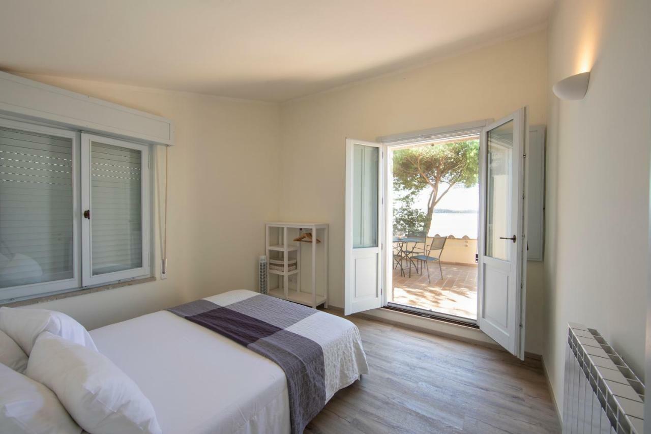 The Loft Apartment Monte del Lago Exterior photo